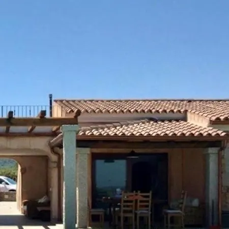 Сasa de vacaciones Holiday In 39573 Budoni